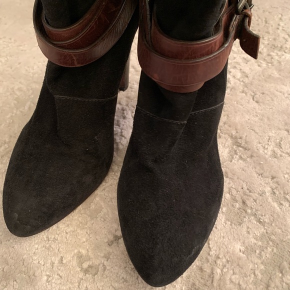 Luxurious Suede tall boots - Picture 4 of 8